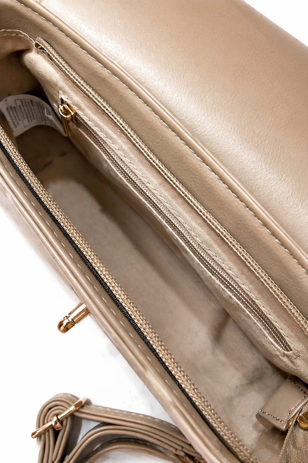 Bolso con Hebilla