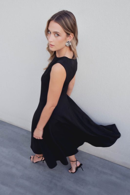 Vestido Midi Nesgas