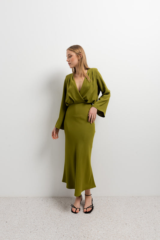Vestido Largo con Escote Cruzado