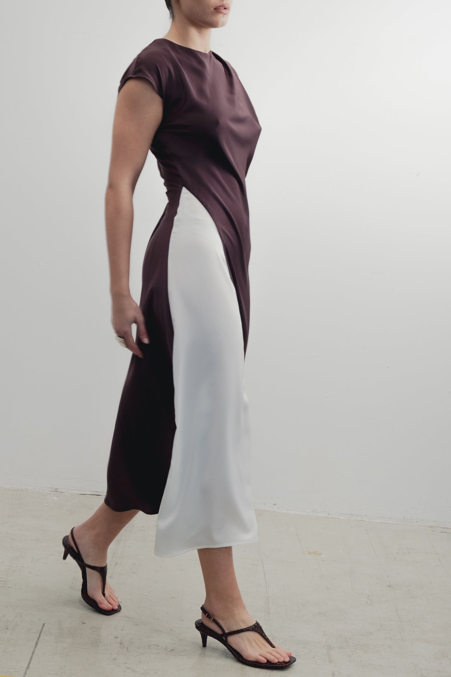 Vestido Satinado Bicolor